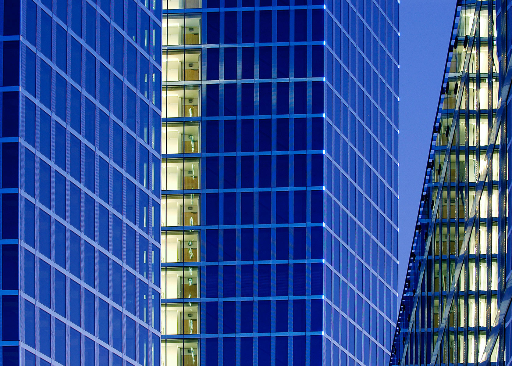 Architekturfotos: Highlight Towers, München